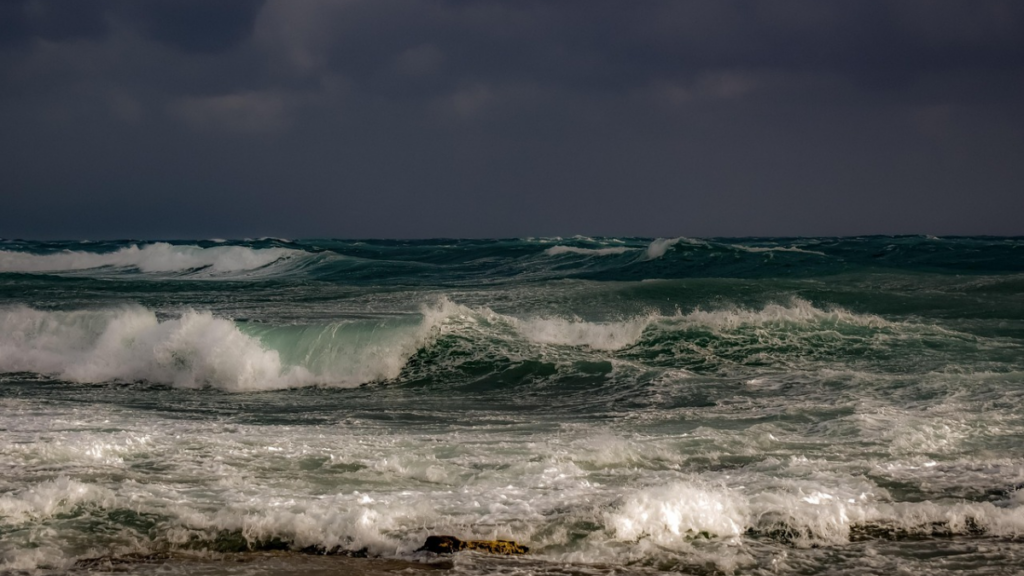 Storm Benjamin zorgt vanaf donderdagavond voor storm én zeer zware windstoten van 100-120 km/u
